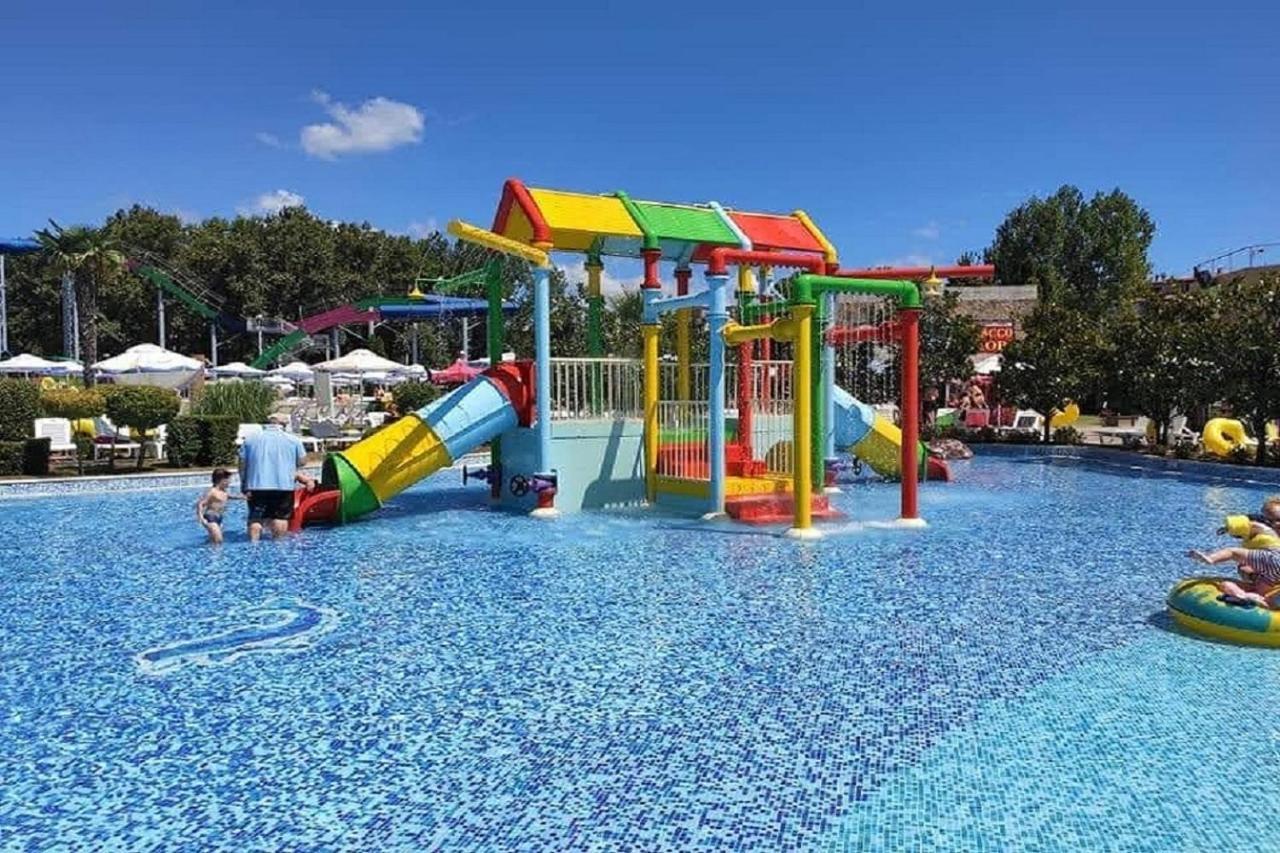 Dean'S Cozy 2 Bed Apart At Sunny Beach Resort المظهر الخارجي الصورة